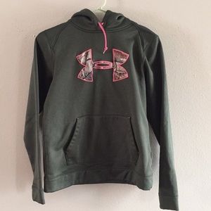 Under Armour Sweatshirt